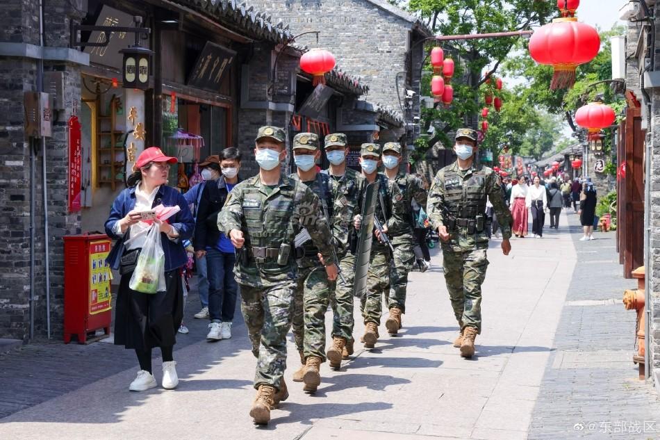 太有安全感了！武警官兵在五一假期坚守执勤