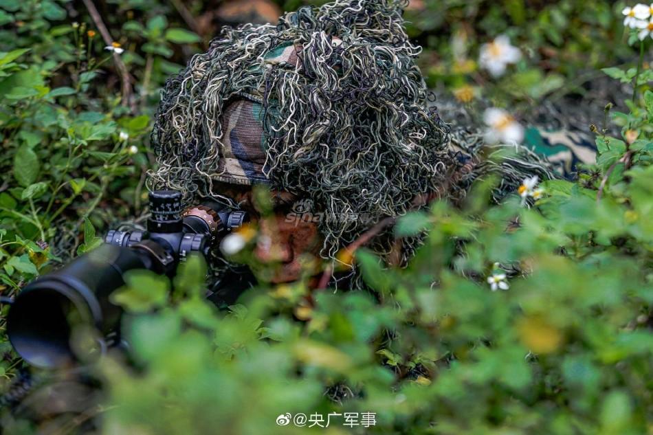 直击！武警特战队员反劫持演练现场