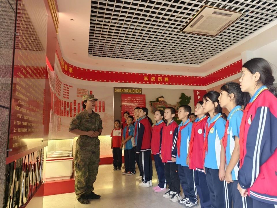 国防教育润童心 红色薪火代代传——轮台县组织小学生走进团史馆开展国防教育实践活动城事通CityScope——中山一站式本