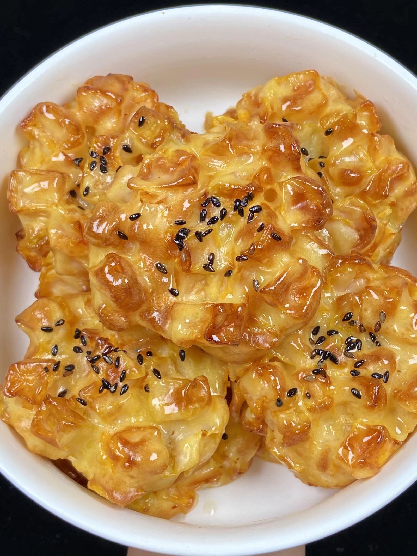南瓜饼这样做也太好吃啦外酥里嫩内里香甜软糯蛋香浓郁#美食推#城事通CityScope