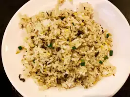 湘菜果然就是越辣越爽，但又好吃到停不下来，老干妈炒猪脚、辣#城事通CityScope