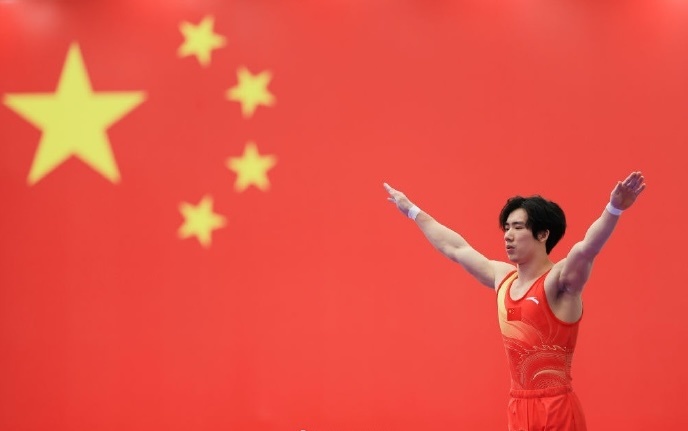 收割机！中国队110分钟连夺8金，张博恒开头、男子接力收尾
